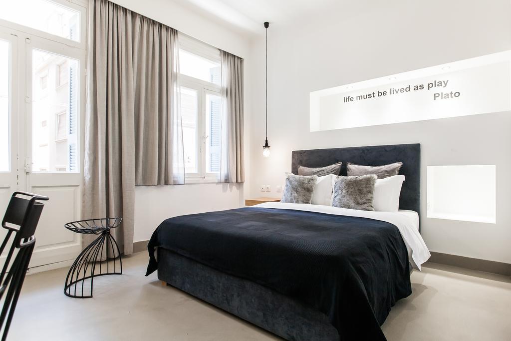 Monk Suites By Mlt At Ermou Atina Oda fotoğraf